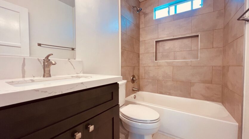 4033 Violet Street  - La Mesa - California - 2 bed, 1 bath rental property