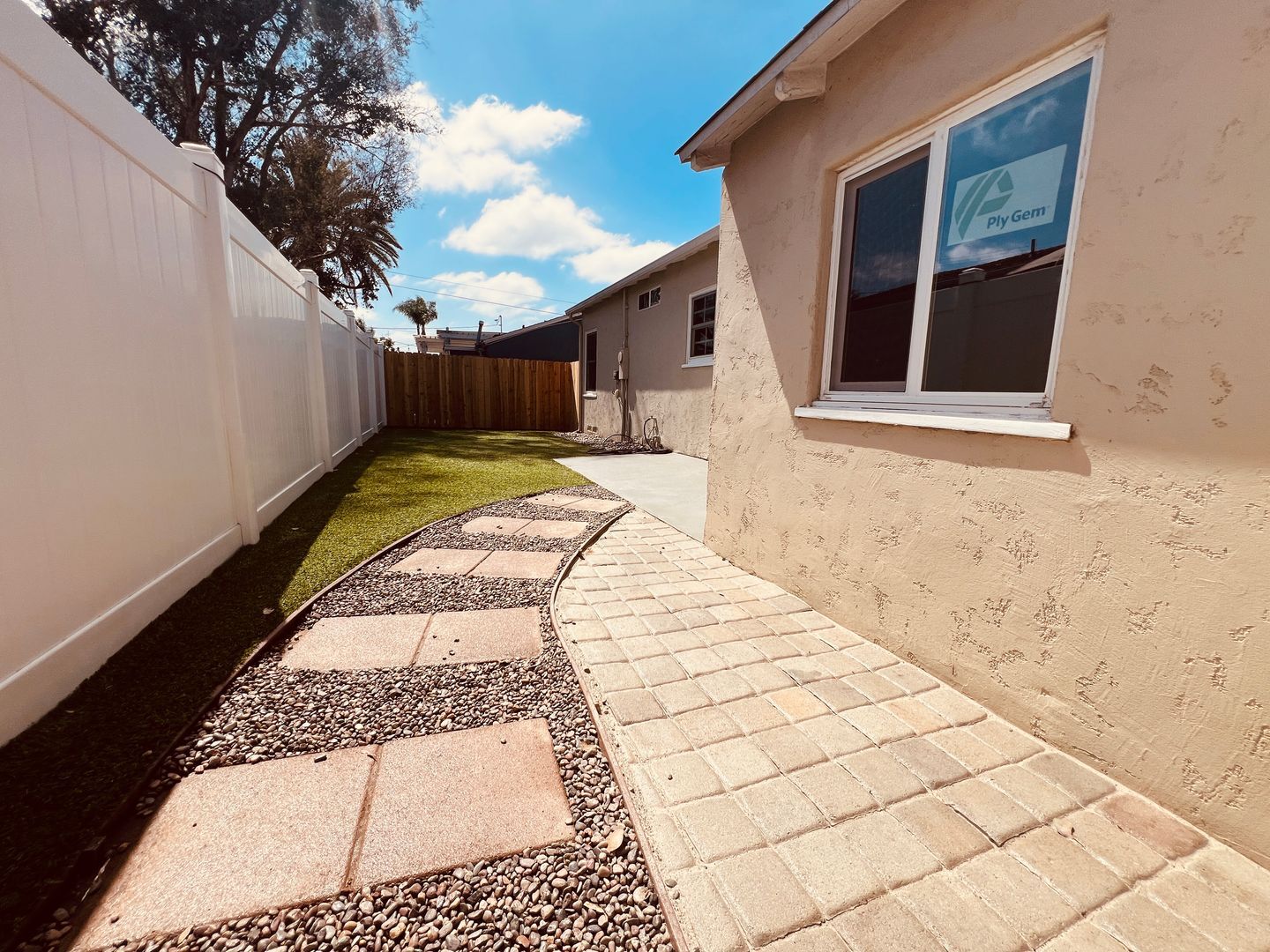 4033 Violet Street  - La Mesa - California - 2 bed, 1 bath rental property