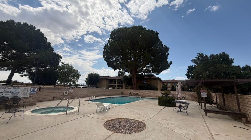 42801 15th St. West #9 - Lancaster - California - 2 bed, 2.5 bath rental property