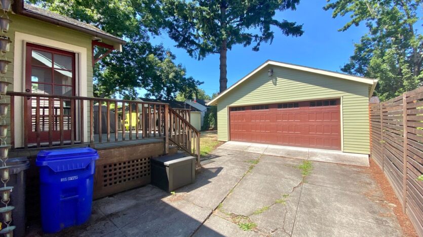 4337 NE 23rd Ave - Portland - Oregon - 2 bed, 1 bath rental property