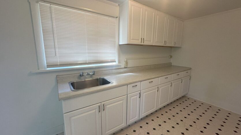 436 Minckler Street - Susanville - California - 2 bed, 1 bath rental property