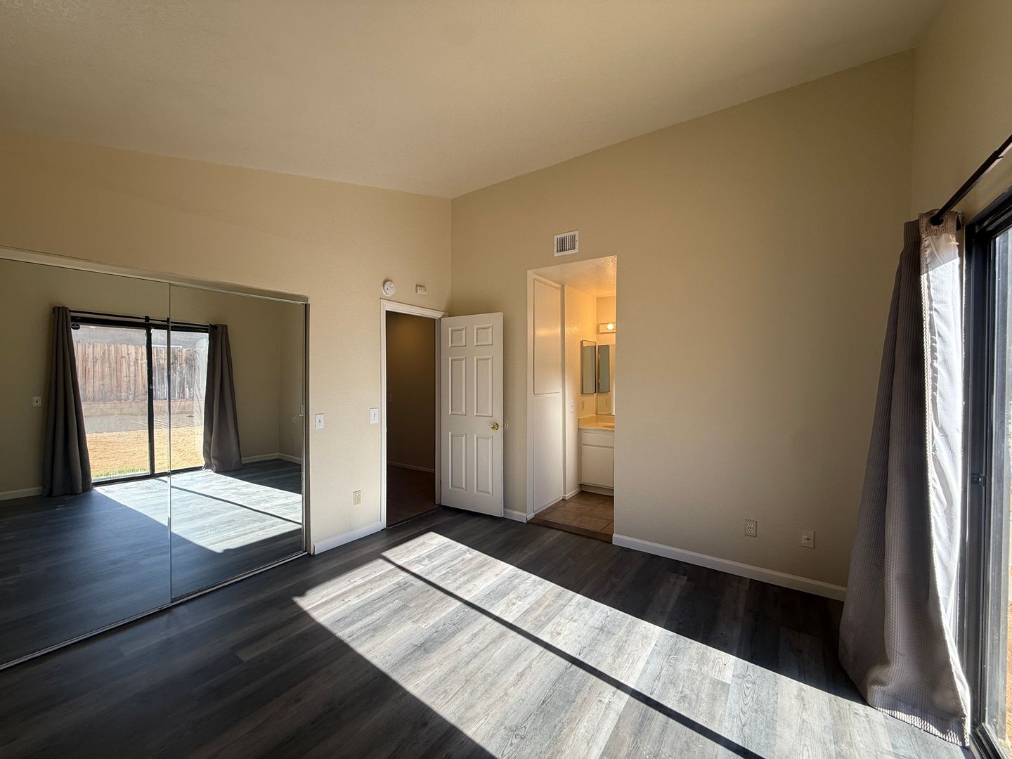 43632 San Francisco Ave - Lancaster - California - 3 bed, 2 bath rental property