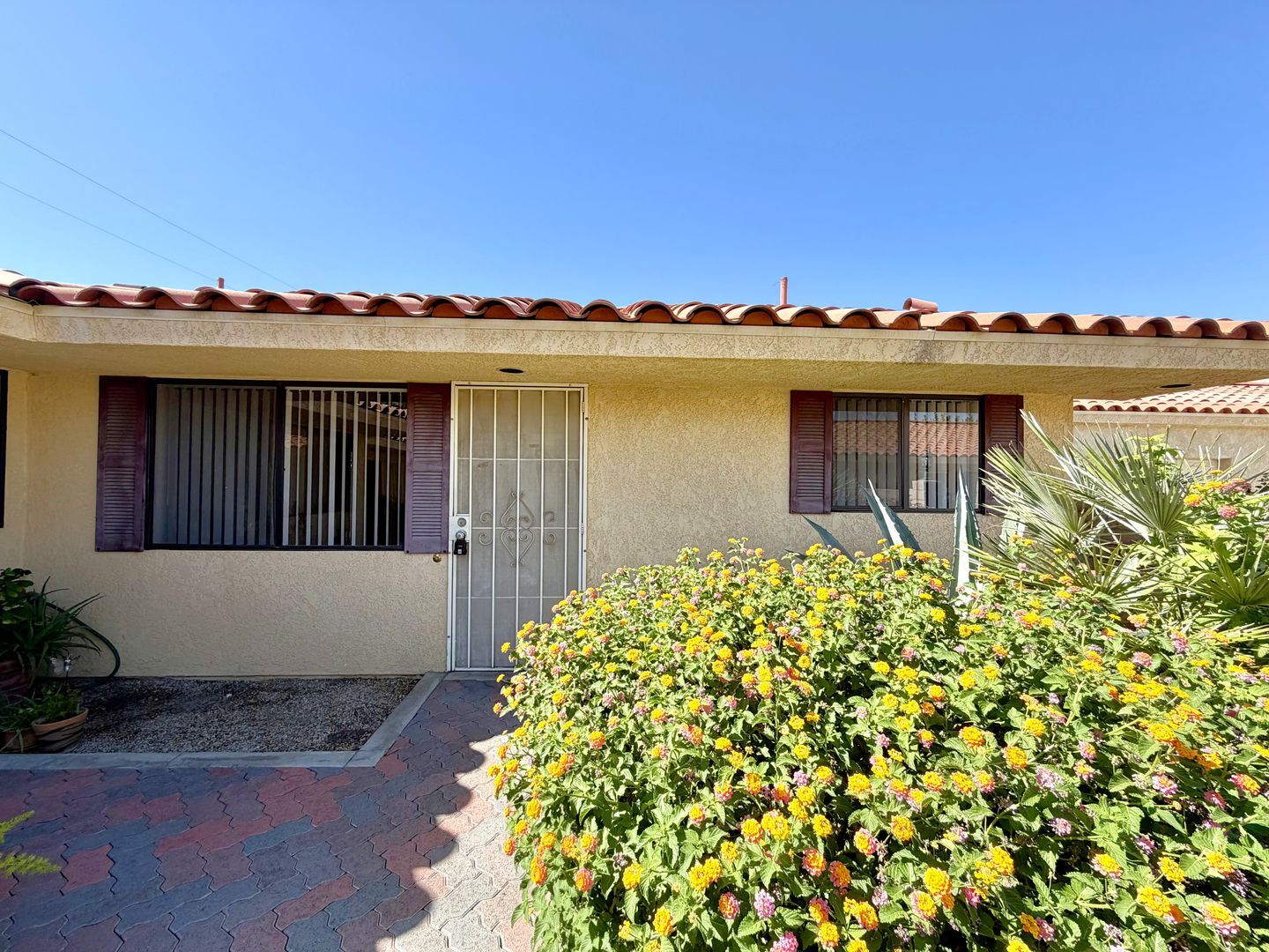 44600 San Rafael Avenue - Unit 05 - Palm Desert - California - 2 bed, 1 bath rental property