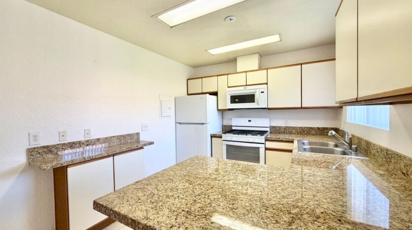 44600 San Rafael Avenue - Unit 05 - Palm Desert - California - 2 bed, 1 bath rental property