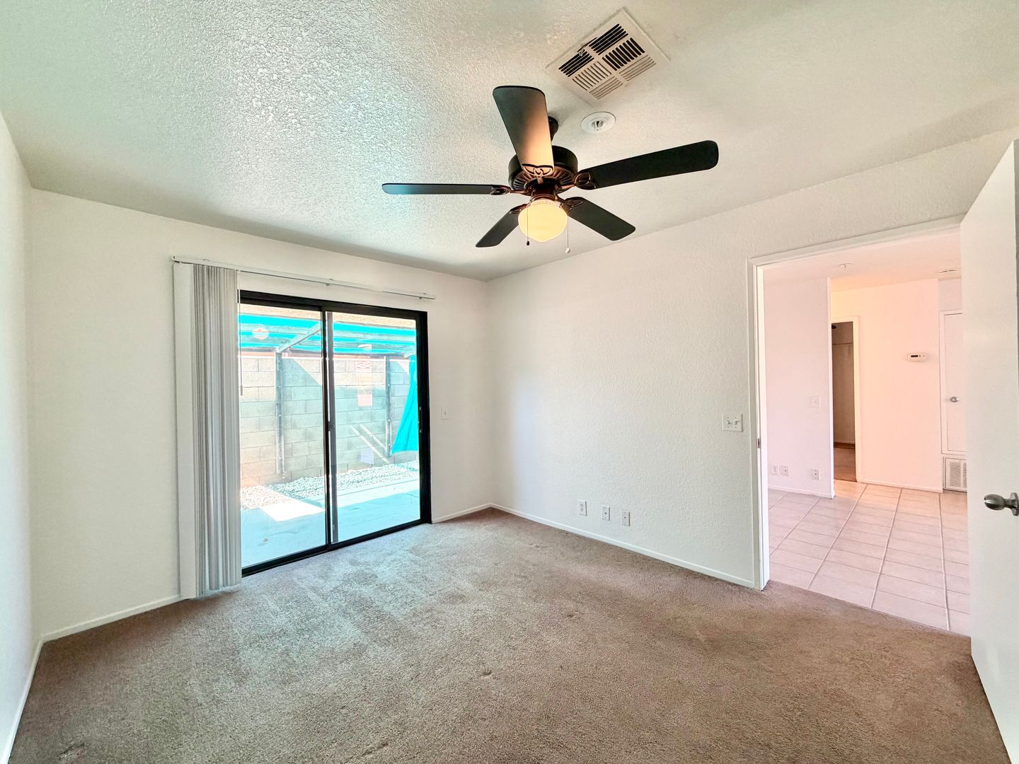 44600 San Rafael Avenue - Unit 05 - Palm Desert - California - 2 bed, 1 bath rental property