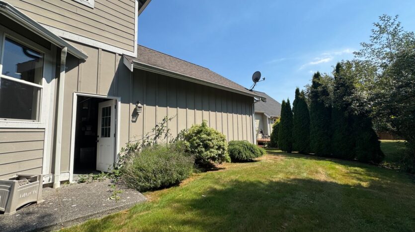 4467 Castlerock Dr - Blaine - Washington - 4 bed, 2 bath rental property