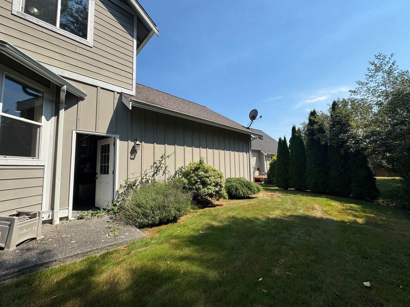 4467 Castlerock Dr - Blaine - Washington - 4 bed, 2 bath rental property