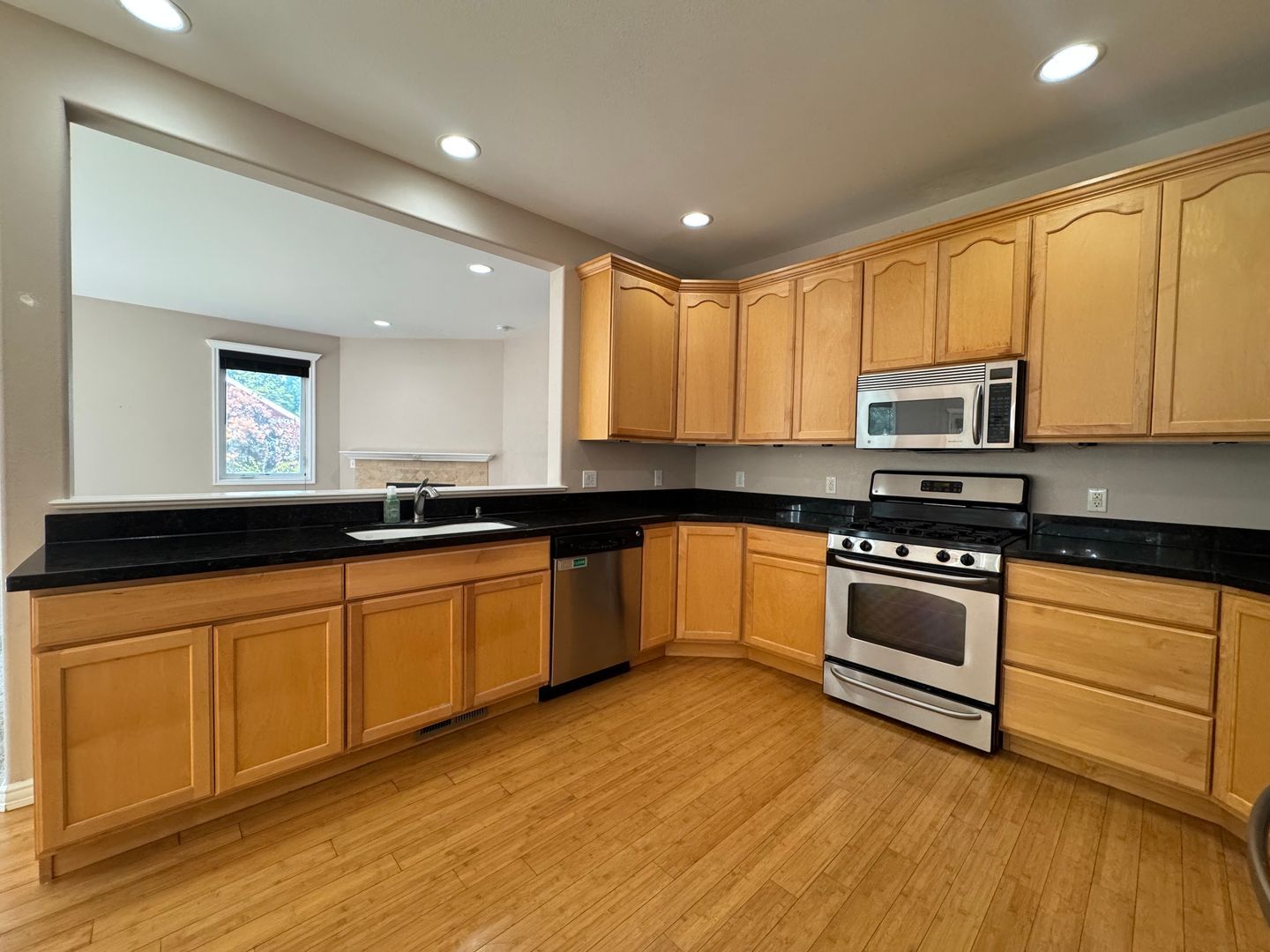 4467 Castlerock Dr - Blaine - Washington - 4 bed, 2 bath rental property