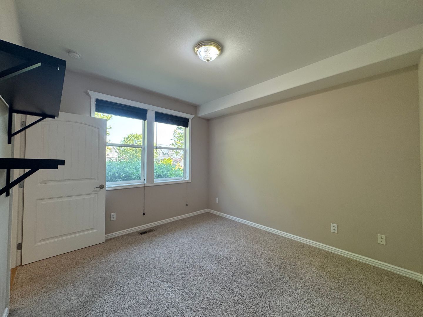 4467 Castlerock Dr - Blaine - Washington - 4 bed, 2 bath rental property