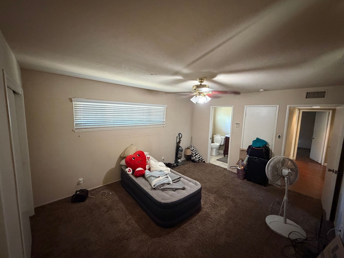 4752 Crestview Dr - Carmichael - California - 4 bed, 3 bath rental property