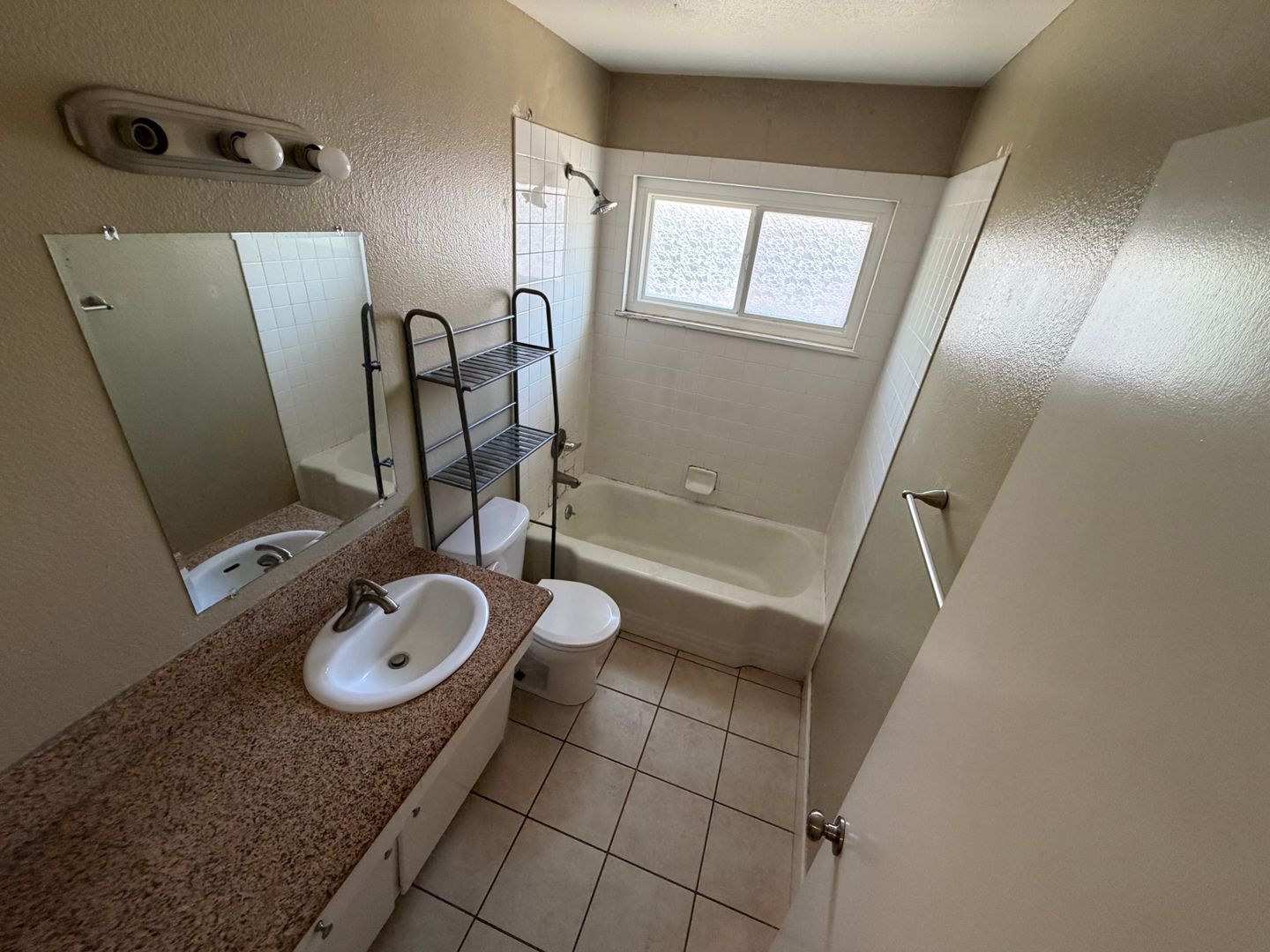 4752 Crestview Dr - Carmichael - California - 4 bed, 3 bath rental property