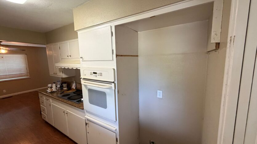 4752 Crestview Dr - Carmichael - California - 4 bed, 3 bath rental property