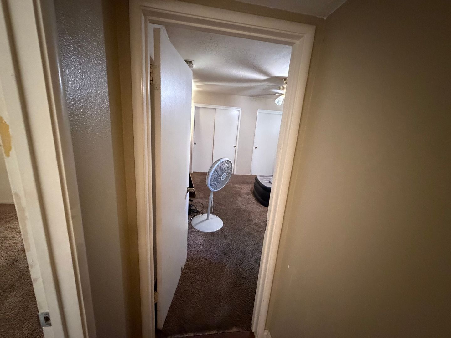 4752 Crestview Dr - Carmichael - California - 4 bed, 3 bath rental property