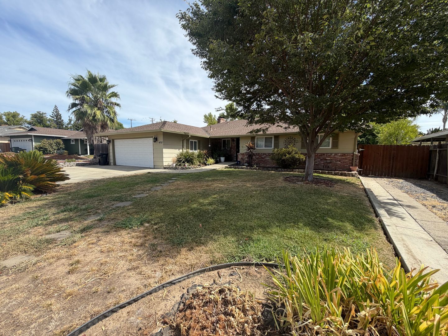 4752 Crestview Dr - Carmichael - California - 4 bed, 3 bath rental property
