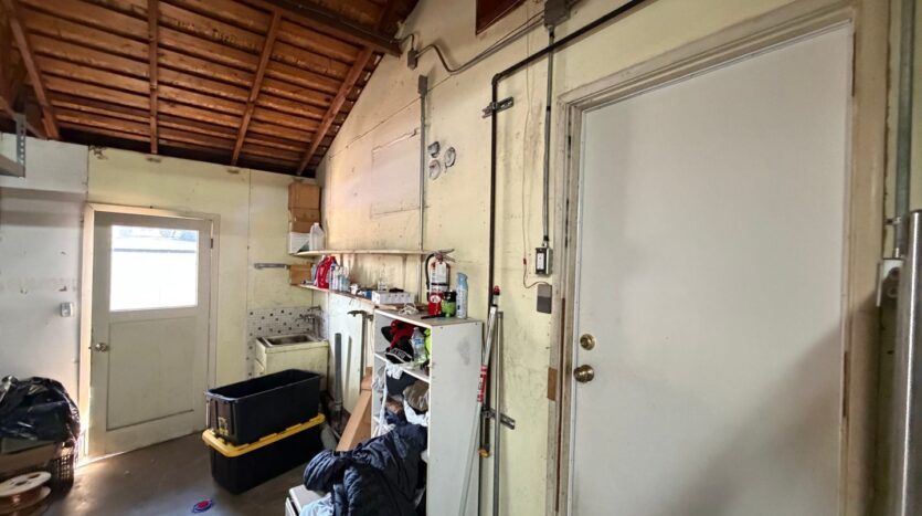 4752 Crestview Dr - Carmichael - California - 4 bed, 3 bath rental property