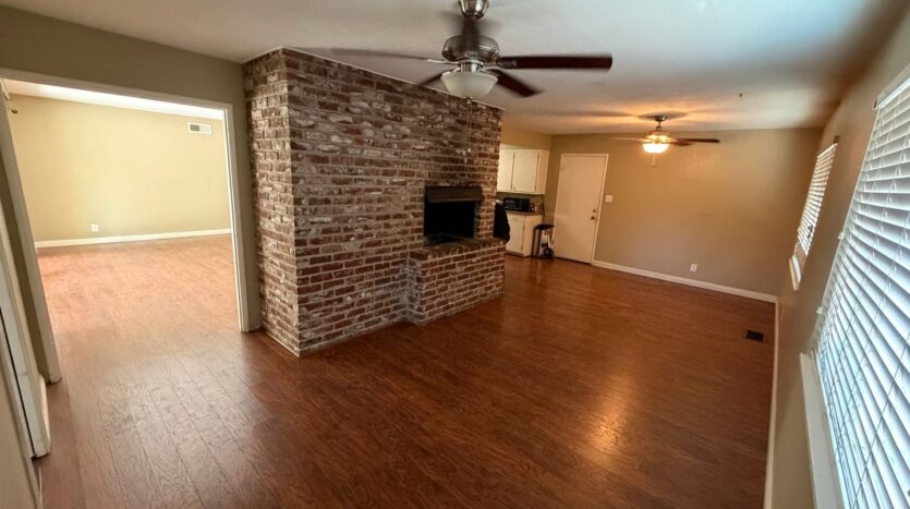 4752 Crestview Dr - Carmichael - California - 4 bed, 3 bath rental property