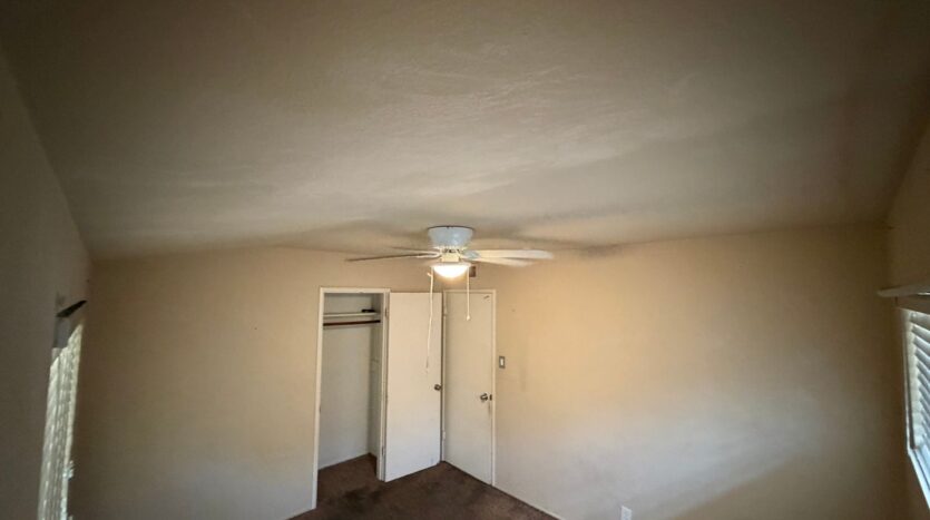 4752 Crestview Dr - Carmichael - California - 4 bed, 3 bath rental property