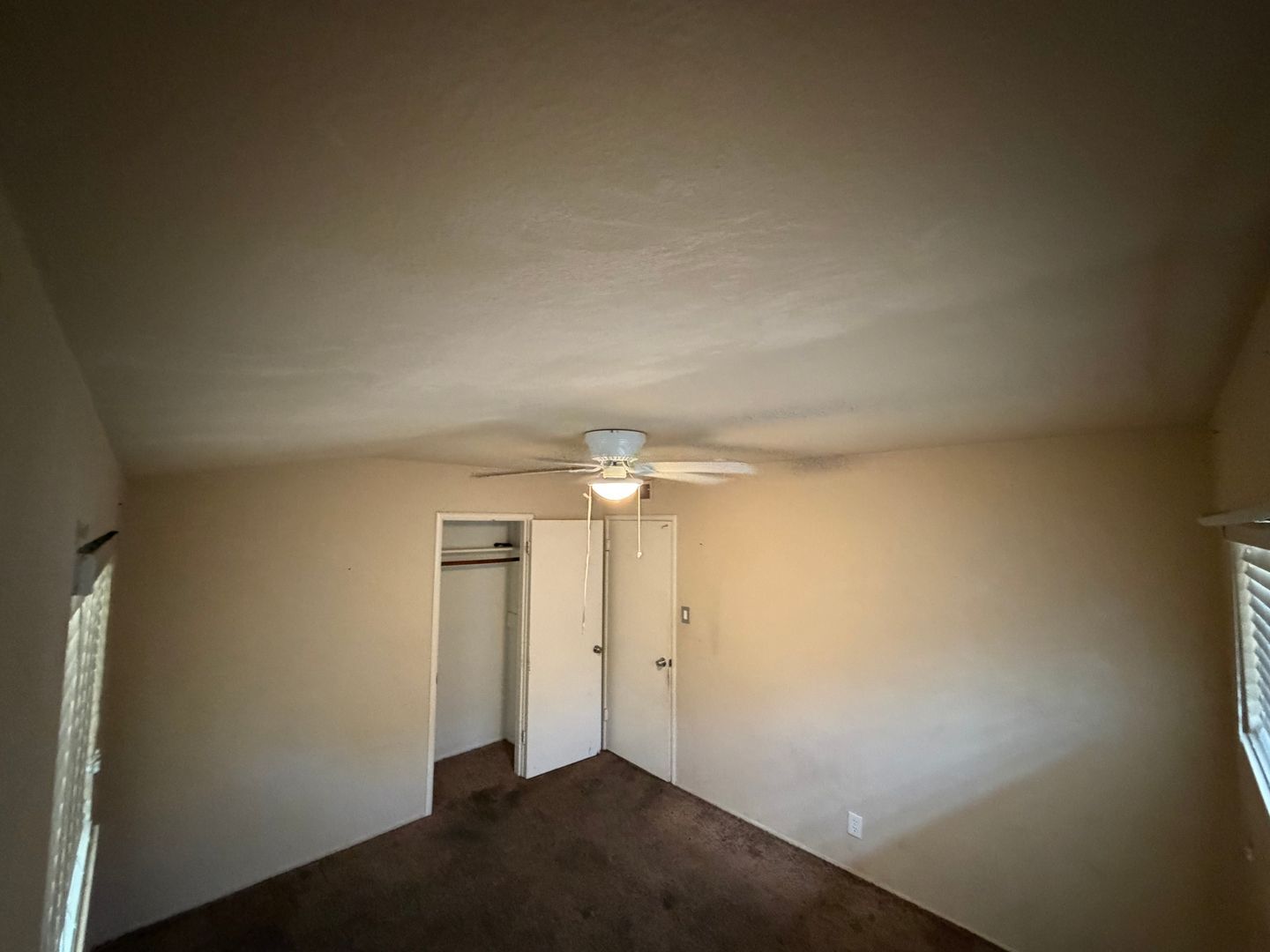 4752 Crestview Dr - Carmichael - California - 4 bed, 3 bath rental property
