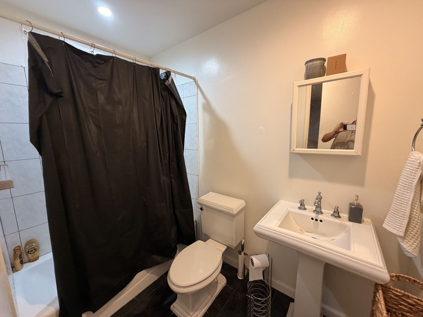 4834 Hollow Corner Road #302 - Culver City - California - 3 bed, 2 bath rental property