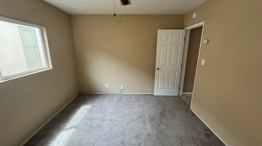 5065 W. Point Loma Blvd -C - San Diego - California - 1 bed, 1 bath rental property