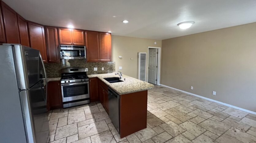 5065 W. Point Loma Blvd -C - San Diego - California - 1 bed, 1 bath rental property