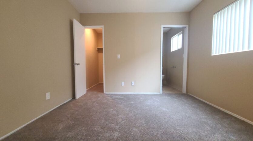 5065 W. Point Loma Blvd -C - San Diego - California - 1 bed, 1 bath rental property