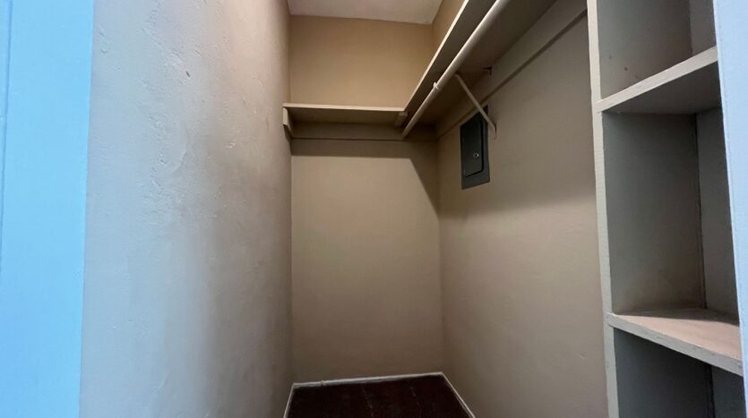 5065 W. Point Loma Blvd -C - San Diego - California - 1 bed, 1 bath rental property