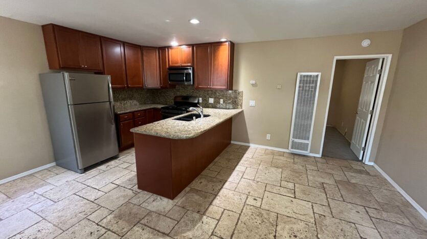 5065 W. Point Loma Blvd -C - San Diego - California - 1 bed, 1 bath rental property
