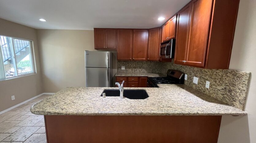 5065 W. Point Loma Blvd -C - San Diego - California - 1 bed, 1 bath rental property