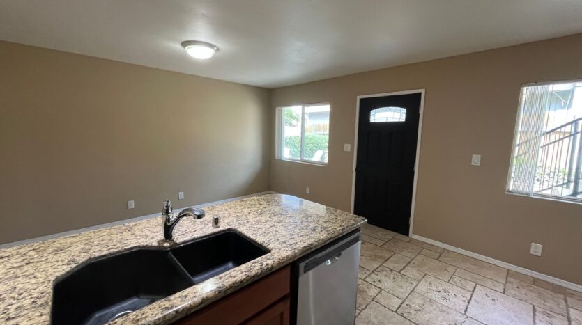 5065 W. Point Loma Blvd -C - San Diego - California - 1 bed, 1 bath rental property