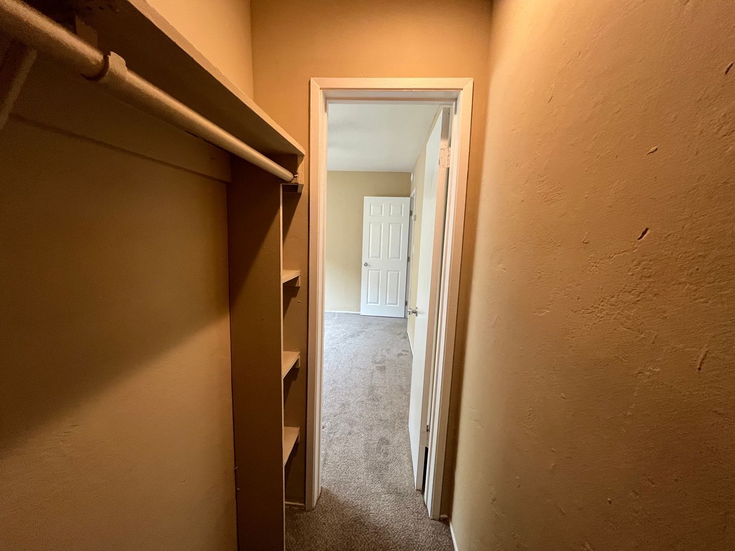 5065 W. Point Loma Blvd -C - San Diego - California - 1 bed, 1 bath rental property