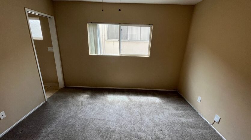 5065 W. Point Loma Blvd -C - San Diego - California - 1 bed, 1 bath rental property