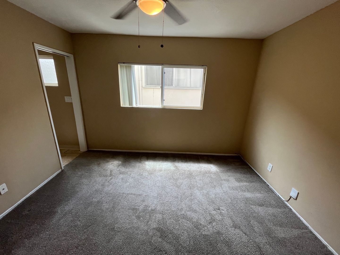 5065 W. Point Loma Blvd -C - San Diego - California - 1 bed, 1 bath rental property