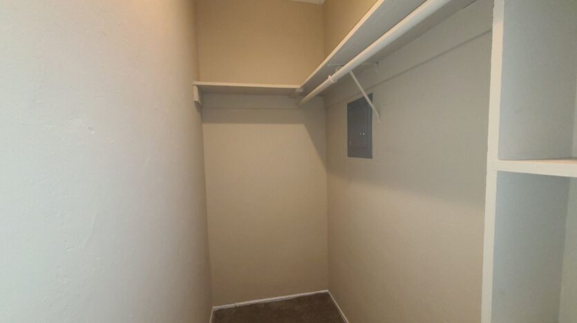 5065 W. Point Loma Blvd -C - San Diego - California - 1 bed, 1 bath rental property