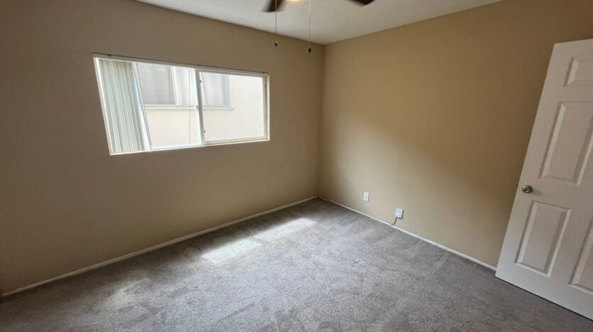 5065 W. Point Loma Blvd -C - San Diego - California - 1 bed, 1 bath rental property