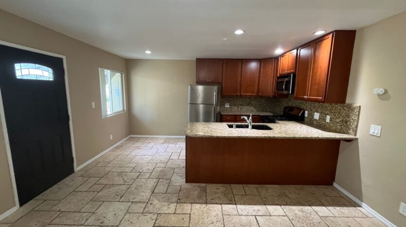 5065 W. Point Loma Blvd -C - San Diego - California - 1 bed, 1 bath rental property