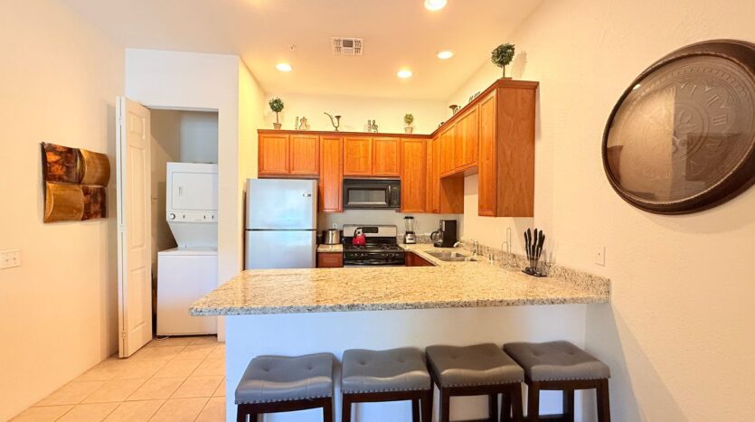 50650 Santa Rosa Plaza Unit 1 - La Quinta - California - 1 bed, 1 bath rental property