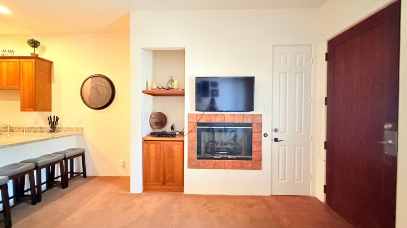 50650 Santa Rosa Plaza Unit 1 - La Quinta - California - 1 bed, 1 bath rental property