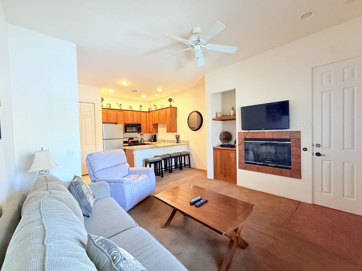 50650 Santa Rosa Plaza Unit 1 - La Quinta - California - 1 bed, 1 bath rental property