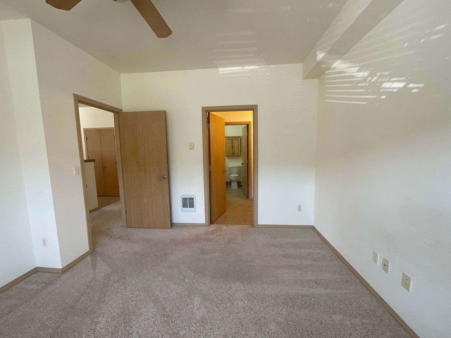 512 Darby Dr. #116 - Bellingham - Washington - 3 bed, 2 bath rental property