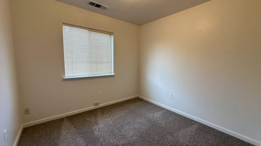 515 Howard Court - Susanville - California - 3 bed, 2 bath rental property