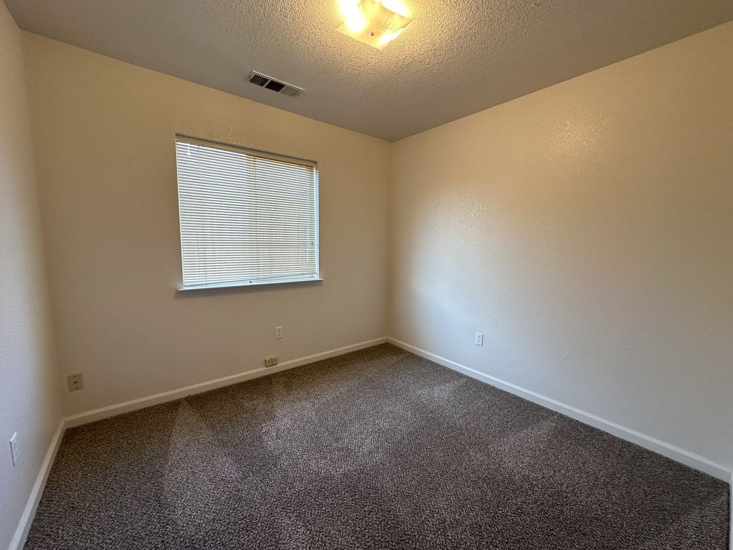515 Howard Court - Susanville - California - 3 bed, 2 bath rental property