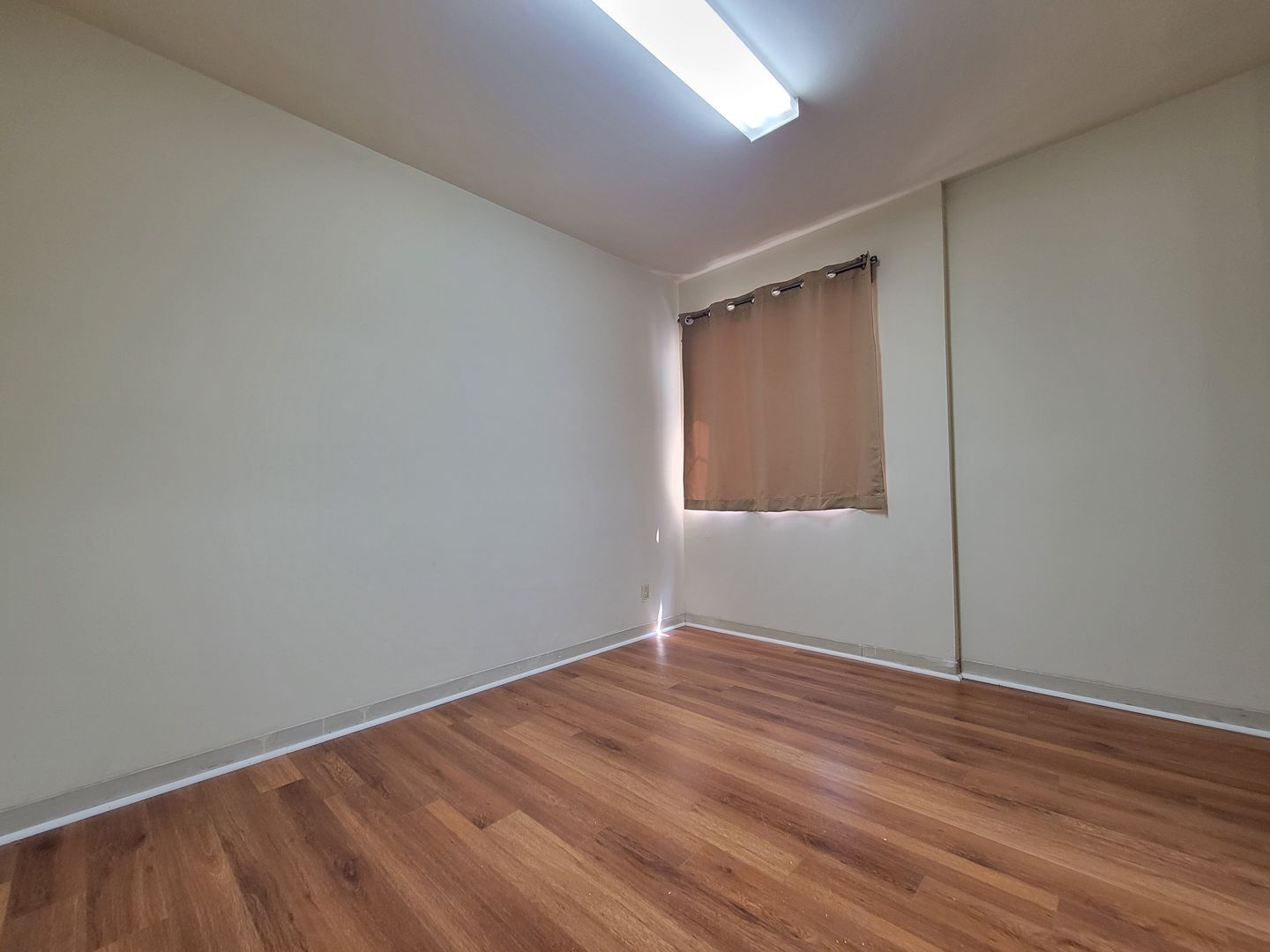 5165- 5165 1/2 Santa Monica Blvd. - Los Angeles - California - 1 bed, 1 bath rental property