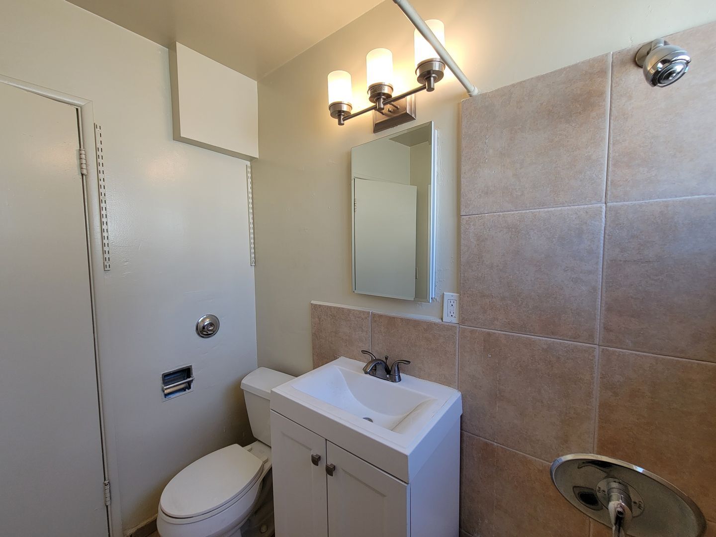 5165- 5165 1/2 Santa Monica Blvd. - Los Angeles - California - 1 bed, 1 bath rental property