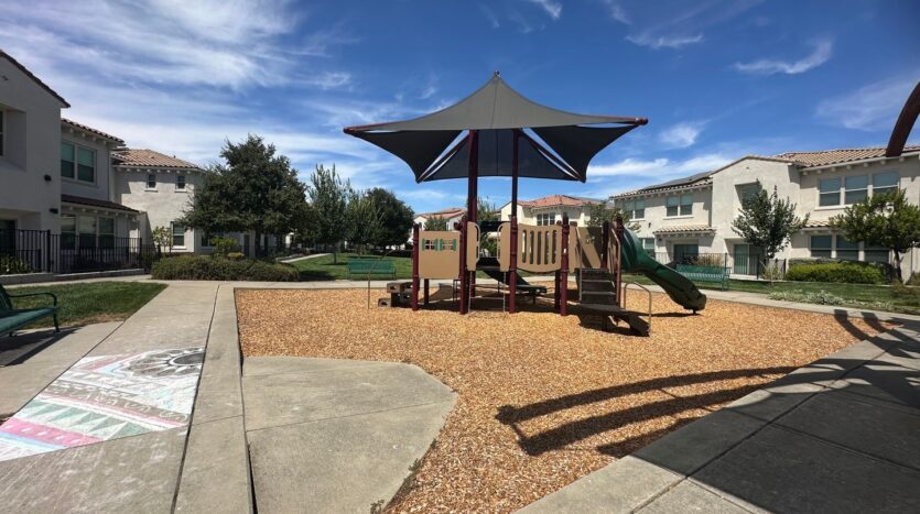 5301 E Commerce Way  #62102  - Sacramento - California - 3 bed, 2 bath rental property