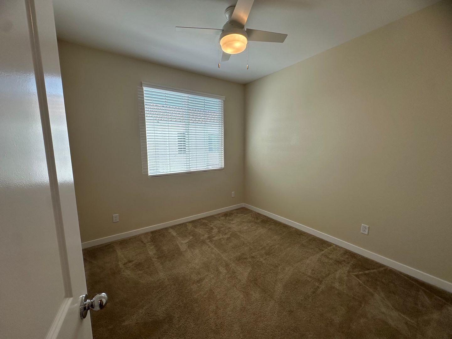 5301 E Commerce Way  #62102  - Sacramento - California - 3 bed, 2 bath rental property