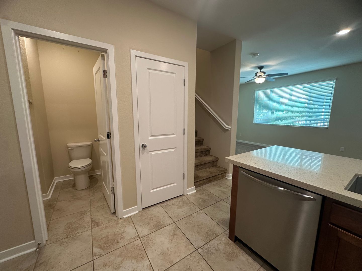 5301 E Commerce Way  #62102  - Sacramento - California - 3 bed, 2 bath rental property