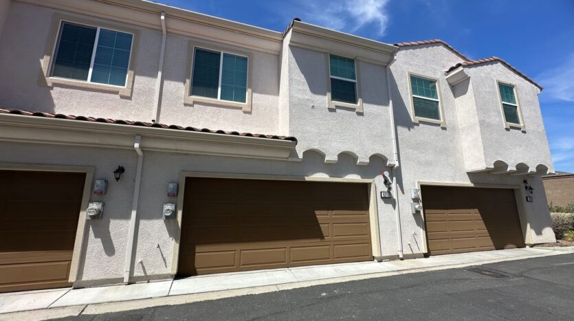 5301 E Commerce Way  #62102  - Sacramento - California - 3 bed, 2 bath rental property
