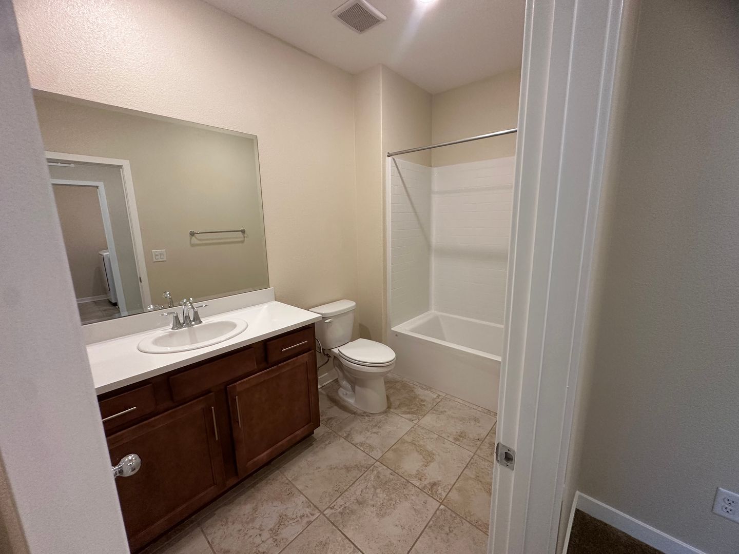 5301 E Commerce Way  #62102  - Sacramento - California - 3 bed, 2 bath rental property