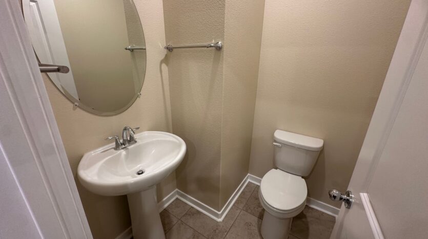 5301 E Commerce Way  #62102  - Sacramento - California - 3 bed, 2 bath rental property